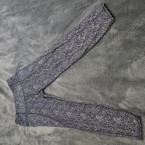 Athleta Lightning Static 7/8 Active Tight Leggings Pockets Black White Size M